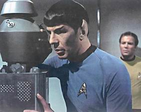 Spock při splynutí mysli s Nomádem