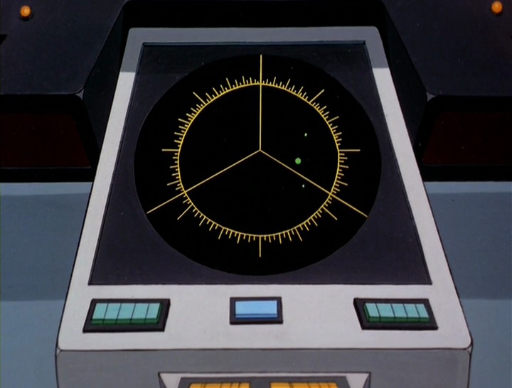 Kirk navede nákladní lodě na Klingony, čímž Enterprise ze stázového pole uvolní.