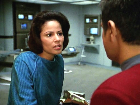 B'Elanna sice má, o čem celý život snila, vypadá jako člověk, cítí se ale neúplná. Vlastně jí ani nevadí, že jí Doktor bude muset klingonskou DNA vrátit, aby přežila.