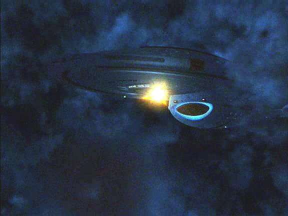 Z Voyageru byl transportován Otrin se zdravým miminkem, aby všechny informoval, k čemu dojde. Voyager vlétá do atmosféry a šíří účinnou látku pomocí torpéd.