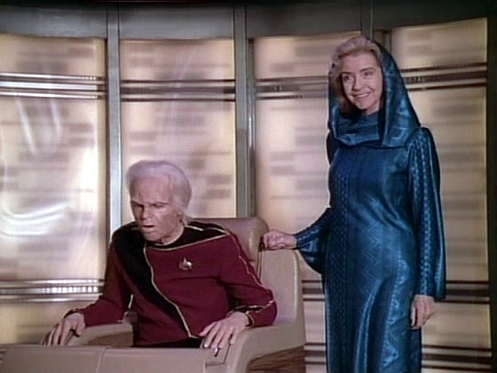 Na palubu Enterprise je transportován admirál Mark Jameson s manželkou Anne. Admirála si jako vyjednavače vyžádala jedna ze znepřátelených frakcí na Mordanu IV.