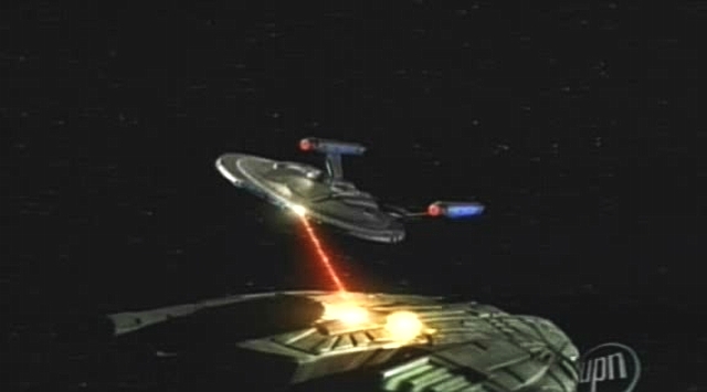 Naštěstí Skalaara i Klingony konečně našla Enterprise a může útěk svého kapitána podpořit.