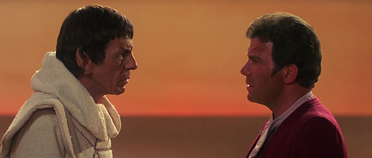 Spock se snaží rozpomenout se na minulost