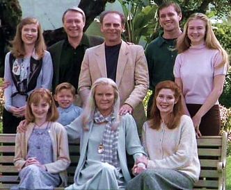Shannon Janewayová s rodinou (cca 2050)
