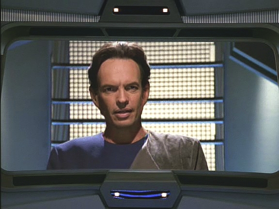 Jejich vůdce Tanis je víc než nepřívětivý, dokonce na Voyager střílí, dokud se nedozví, že na palubě je Kes.