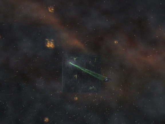 Krychle s kapitánem na palubě naštěstí není zničena a mizí warpem z dosahu exploze s Voyagerem ve vleku.