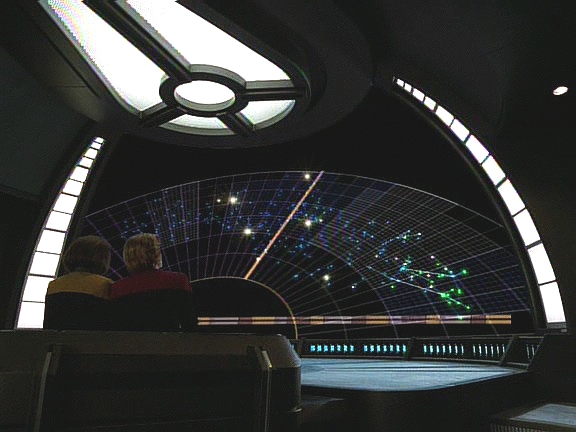 Zničení stanice vyvolalo řetězovou reakci a celá komunikační síť se hroutí. Hvězdná flotila bude muset najít jiný způsob, jak vzdálený Voyager kontaktovat.