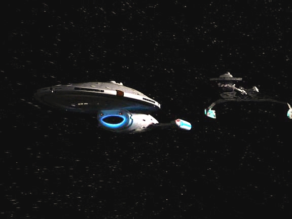 Voyager se setkal s klingonským dravcem. Kapitán Kohlar krátce pobyl na palubě, viděl B'Elannu a usoudil, že B'Elannino dítě je klingonský spasitel, po němž jeho loď pátrá.