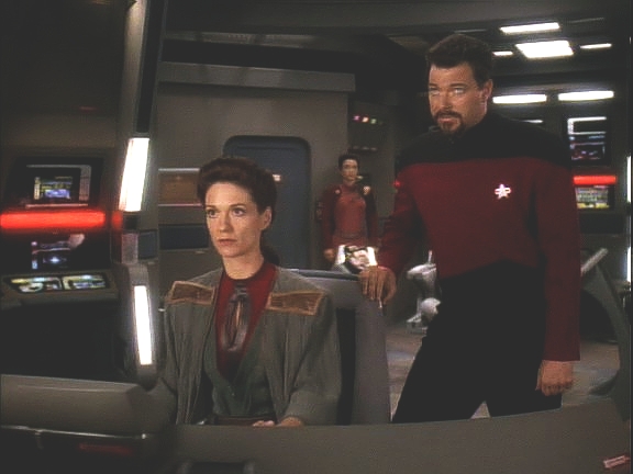 Tom Riker a Makisté chtějí zničit tajné zařízení v soustavě Orias hluboko v cardassijském prostoru. To zařízení je tak tajné, že o něm neví ani Rada Detapa, ani Centrální velení.