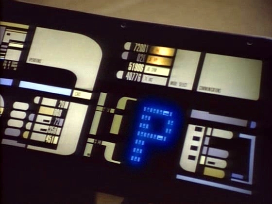 Spojení nebylo možné, a tak se kapitán Picard vrací jako forma energie do lodních systémů. Dává o sobě vědět na navigátorské konzoli.