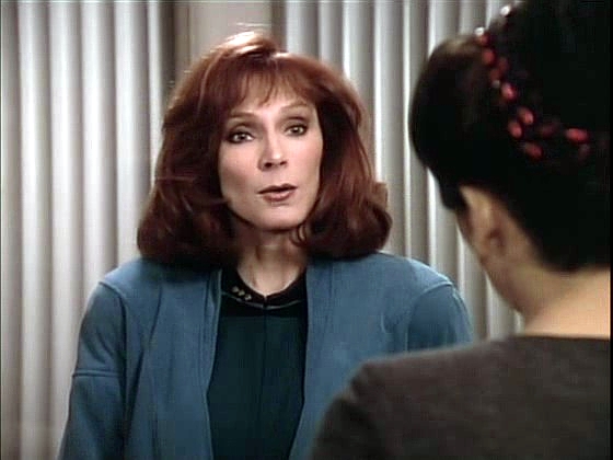 Beverly žárlí na Picardovu bývalou lásku, Jenice Manheimovou, a těžce nese, když jí Deanna chce pomoci vyrovnat se se svými pocity.