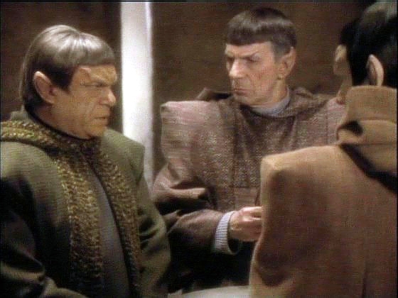 Senátor Pardek informuje Spocka, že prokonsul Neral ho přijme a bude s ním jednat. Picard i Spock jsou skeptičtí, takovou vstřícnost romulanského politika ani Spock nečekal.