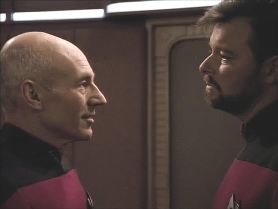 Komandér zažil druhý šok, když mu kapitán doporučil, aby Worfovo přání respektoval. 