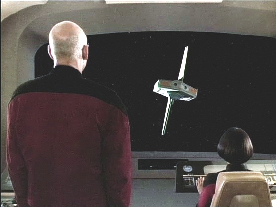 Enterprise narazí na sondu neznámé konstrukce a neznámého účelu. Ze sondy náhle vytryskne záblesk energie a kapitán Picard upadne do hlubokého bezvědomí.