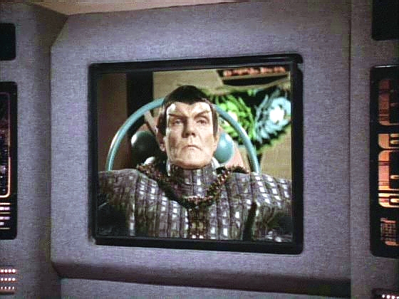 Klingoni i Cardassiané jsou zklamaní, že nenašli zbraň ani nevyčerpatelný zdroj energie, ovšem romulanský kapitán poselství pochopil a vyjadřuje Picardovi nesmělou naději do budoucna.