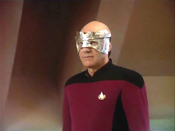 Po zadání Korganova symbolu - půlměsíce - se objevuje stříbrná maska. Kapitán si ji nasazuje a jde si jako Korgano promluvit s Masakou.