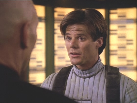 Jason, syn Picardovy dávné lásky Mirandy Vigo, žije na Camoru V. Enterprise ho odtransportuje z podzemních jeskyní, kde jako vášnivý horolezec tráví čas.