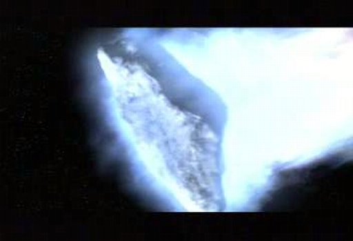 Enterprise se dostala do blízkosti největší komety, s níž se lidstvo kdy setkalo.