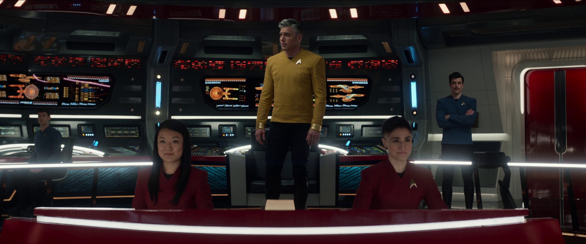 Enterprise se už s kompletní posádkou vydává „Zkoumat. Hledat nové formy života a nové civilizace. Odvážně se pouštět tam, kam se dosud nikdo nevydal.“