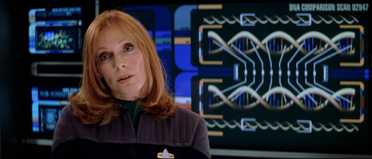 Dr. Crusherová provede analýzu krve ze Shinzonova nože a potvrdí Picardovu domněnku - Shinzon je Picardův klon.