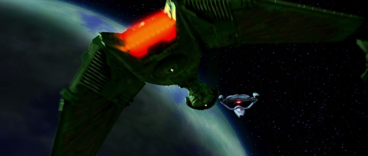U.S.S. Grissom na oběžné dráze kolem planety Genesis překvapila klingonská loď