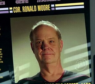 Komandér Ronald Moore